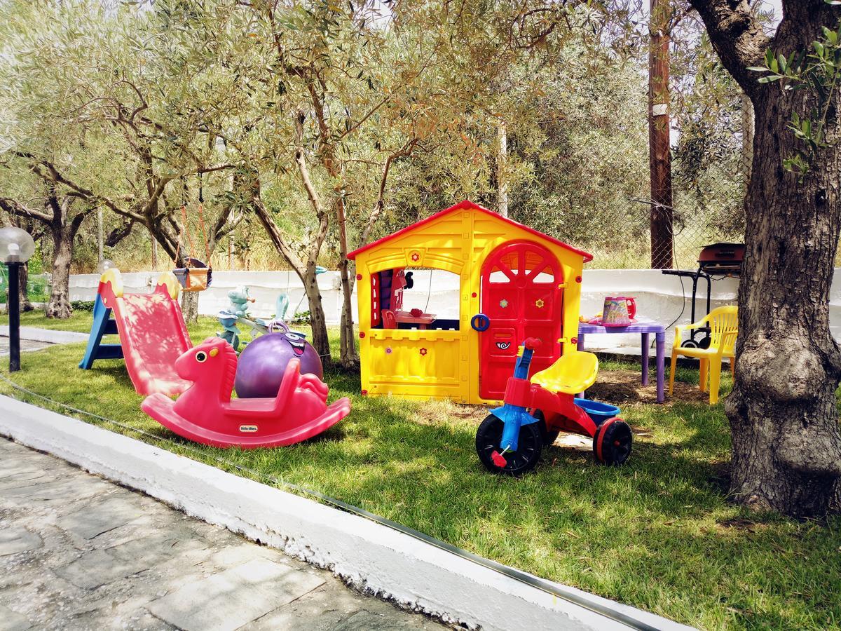 Dimos Bungalows Palaiontsiflikion Exterior photo