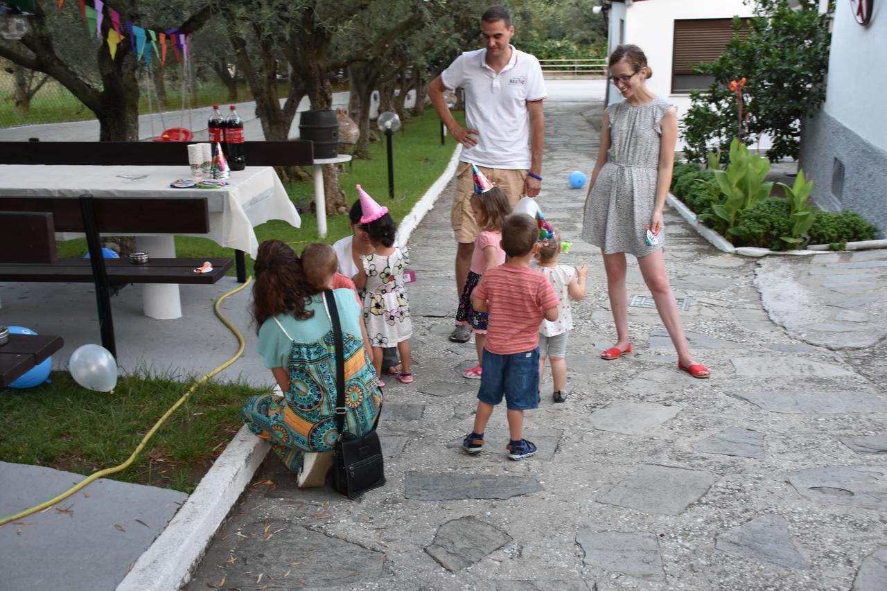 Dimos Bungalows Palaiontsiflikion Exterior photo
